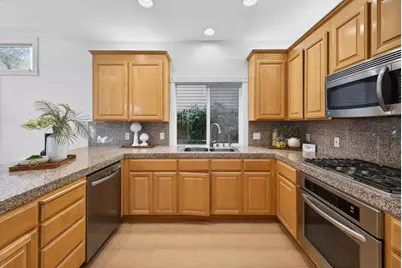 1802 Henning Pl, Santa Clara, CA 95050 - Photo 16