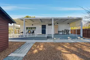 2260 Clarke Ave, East Palo Alto, CA 94303 - Photo 4