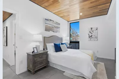 2260 Clarke Ave, East Palo Alto, CA 94303 - Photo 26