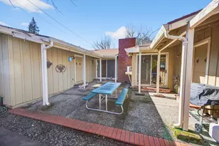 16000 Blossom Hill Rd, Los Gatos, CA 95032 - Photo 32