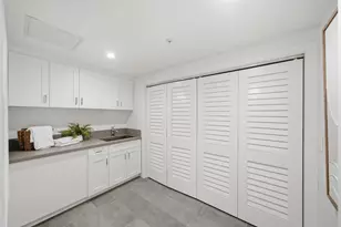 909 Waverley St, Palo Alto, CA 94301 - Photo 50