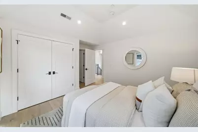 909 Waverley St, Palo Alto, CA 94301 - Photo 34