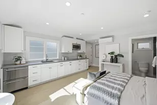 909 Waverley St, Palo Alto, CA 94301 - Photo 52