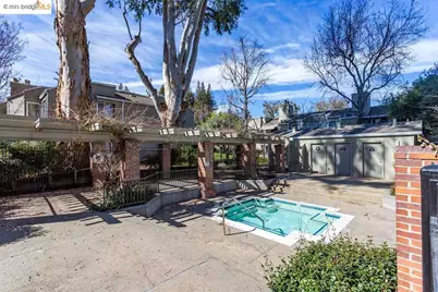 1661 Braddock Ct, San Jose, CA 95125 - Photo 40