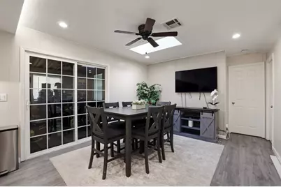 304 Los Encinos St 304, San Jose, CA 95134 - Photo 18
