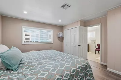 304 Los Encinos St 304, San Jose, CA 95134 - Photo 24