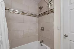 304 Los Encinos St 304, San Jose, CA 95134 - Photo 30