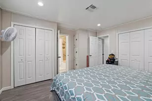 304 Los Encinos St 304, San Jose, CA 95134 - Photo 26