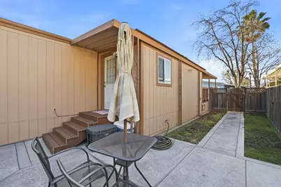 304 Los Encinos St 304, San Jose, CA 95134 - Photo 36