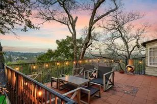 8 Central Ct, Los Gatos, CA 95030 - Photo 4