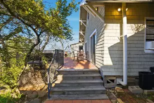 8 Central Ct, Los Gatos, CA 95030 - Photo 42