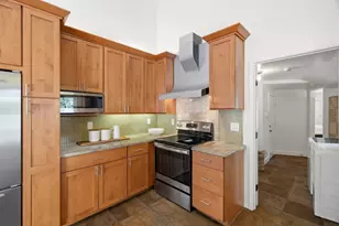 652 Rosewood Ct, Los Altos, CA 94024 - Photo 14