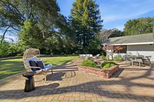 652 Rosewood Ct, Los Altos, CA 94024 - Photo 32