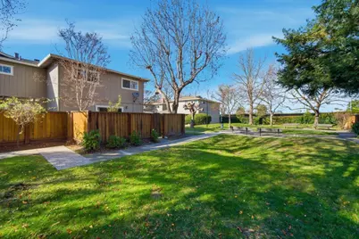 455 Lotus Ln, Mountain View, CA 94043 - Photo 34