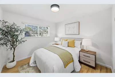 455 Lotus Ln, Mountain View, CA 94043 - Photo 22