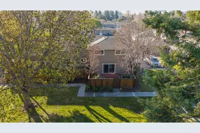 455 Lotus Ln, Mountain View, CA 94043 - Photo 40