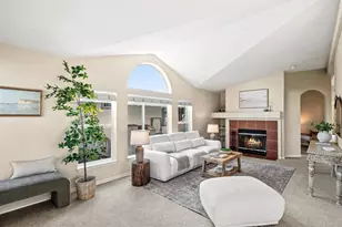 4160 Jade St 103, Capitola, CA 95010 - Photo 4