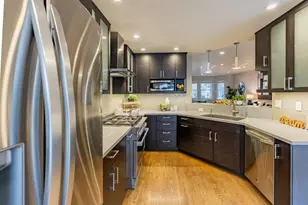 978 La Mesa Ter E, Sunnyvale, CA 94086 - Photo 12