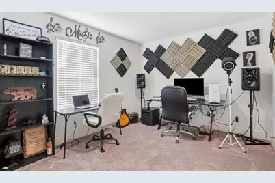 1656 Thistle Ln, Los Banos, CA 93635 - Photo 18