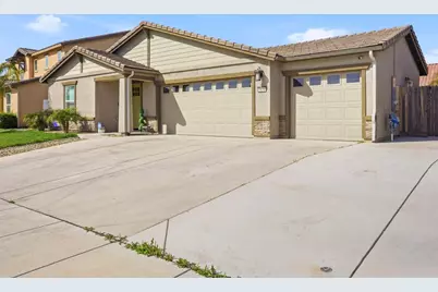 1656 Thistle Ln, Los Banos, CA 93635 - Photo 4