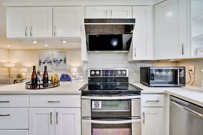 32368 Derby St, Union City, CA 94587 - Photo 18