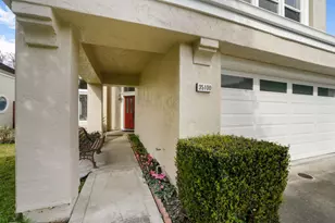 35100 King Ct, Fremont, CA 94536 - Photo 2