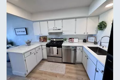 104 W Rossi St 13, Salinas, CA 93901 - Photo 6