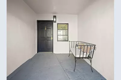 318 Topeka Ave, San Francisco, CA 94124 - Photo 4