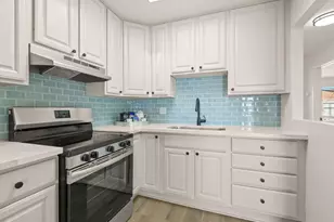 318 Topeka Ave, San Francisco, CA 94124 - Photo 14