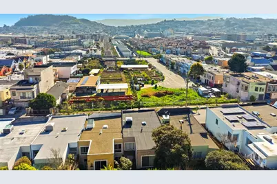 318 Topeka Ave, San Francisco, CA 94124 - Photo 46