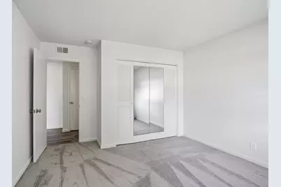 2323 Samaritan Dr 4, San Jose, CA 95124 - Photo 18