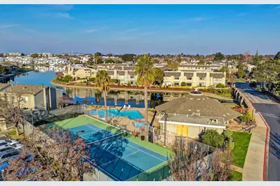 857 Canis Ln, Foster City, CA 94404 - Photo 28