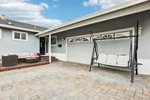 3272 Vistamont Dr, San Jose, CA 95118 - Photo 10