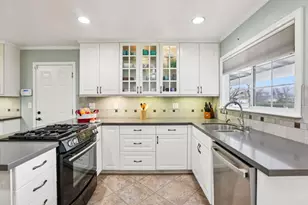 3272 Vistamont Dr, San Jose, CA 95118 - Photo 20