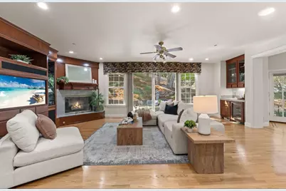 1925 Mantelli Dr, Gilroy, CA 95020 - Photo 2