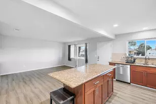 16012 Julie Ln, Lathrop, CA 95330 - Photo 4