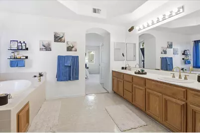 34 Whitman Cir, Salinas, CA 93906 - Photo 22