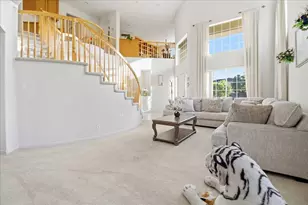 34 Whitman Cir, Salinas, CA 93906 - Photo 4