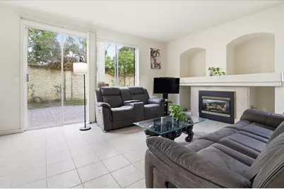 34 Whitman Cir, Salinas, CA 93906 - Photo 8