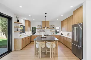 1908 Devereux Dr, Burlingame, CA 94010 - Photo 12