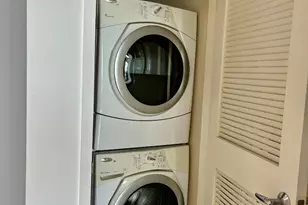 88 E San Fernando St 1203, San Jose, CA 95113 - Photo 50