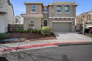 137 Caladenia Ln, Milpitas, CA 95035 - Photo 2