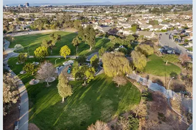 327 Rosilie St, San Mateo, CA 94403 - Photo 44