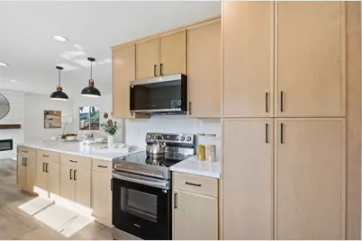 2478 Oakes Dr, Hayward, CA 94542 - Photo 4