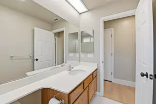 29026 Hillview St, Hayward, CA 94544 - Photo 30