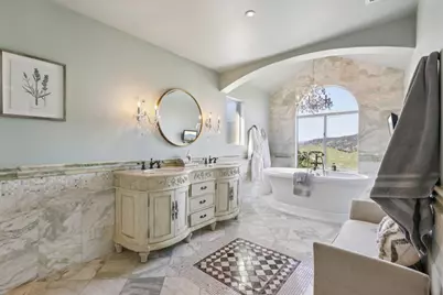 17864 Holiday Dr, Morgan Hill, CA 95037 - Photo 30