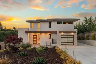 1127 Hillslope Pl, Los Altos, CA 94024 - Photo 2