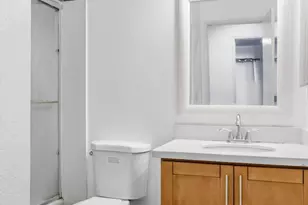 1127 Spiro Dr, San Jose, CA 95116 - Photo 16