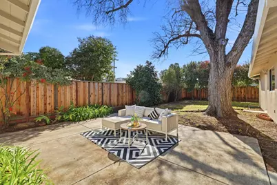 4792 Englewood Dr, San Jose, CA 95129 - Photo 26