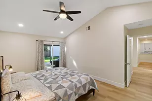 1315 Kelly Park Cir, Morgan Hill, CA 95037 - Photo 28